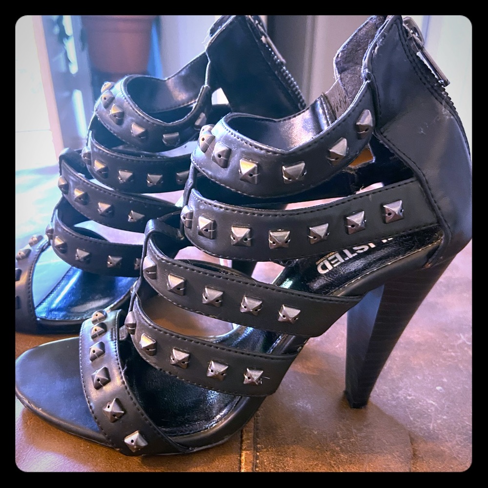 Black heels